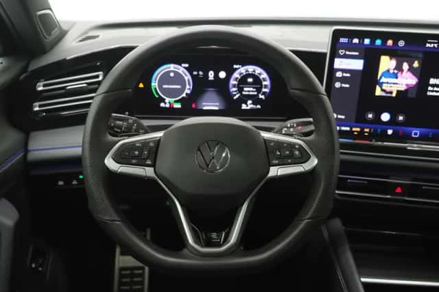 Volkswagen Tiguan (2025) thumbnail 45