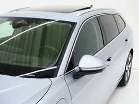 Volkswagen Passat (2024) thumbnail 13