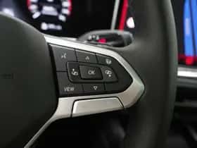 Volkswagen Passat (2024) thumbnail 26