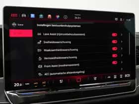 Volkswagen Passat (2024) thumbnail 36