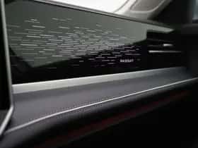 Volkswagen Passat (2024) thumbnail 44
