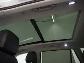 Volkswagen Passat (2024) thumbnail 48