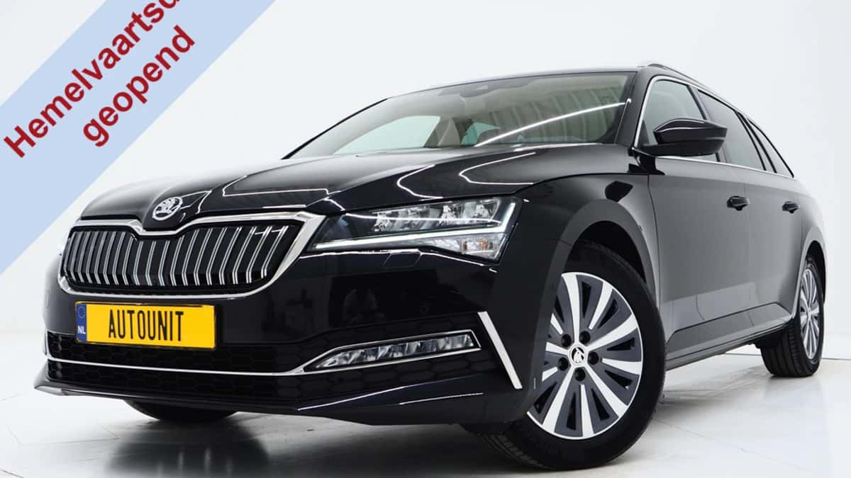 Škoda Superb (2022) — foto 1