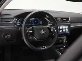 Škoda Superb (2022) thumbnail 18