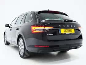 Škoda Superb (2022) thumbnail 3