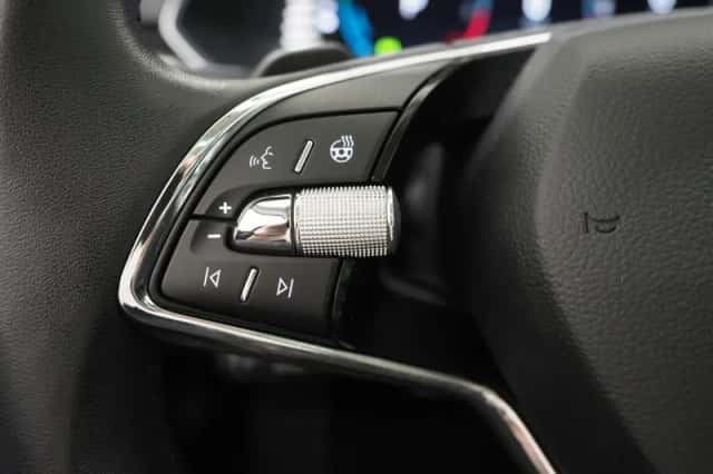 Škoda Superb (2022) thumbnail 25