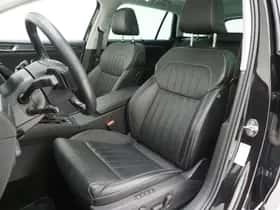 Škoda Superb (2022) thumbnail 4
