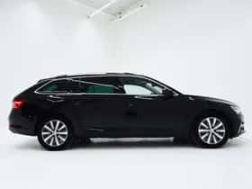 Škoda Superb (2022) thumbnail 10
