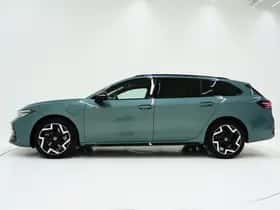 Volkswagen Passat (2025) thumbnail 2