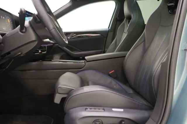Volkswagen Passat (2025) thumbnail 17