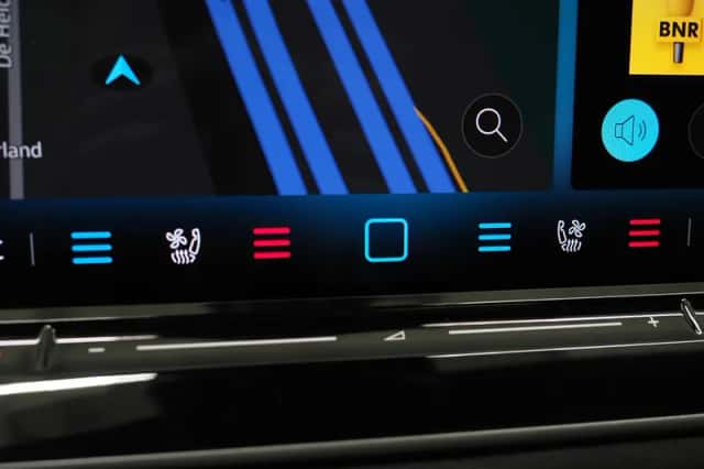 Volkswagen Passat (2025) thumbnail 32