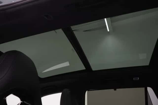 Volkswagen Passat (2025) thumbnail 47