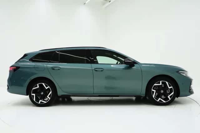 Volkswagen Passat (2025) thumbnail 10