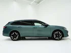 Volkswagen Passat (2025) thumbnail 10