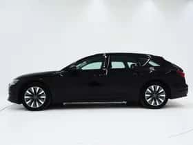 Audi A6 (2022) thumbnail 2
