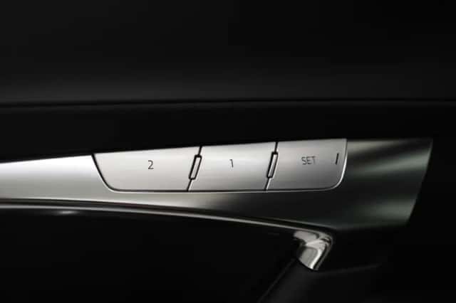 Audi A6 (2022) thumbnail 17