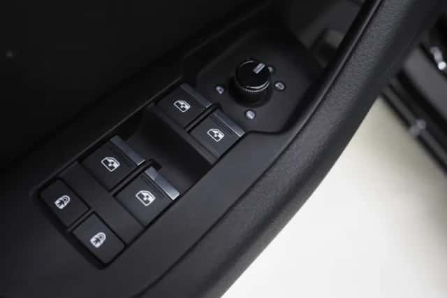 Audi A6 (2022) thumbnail 18