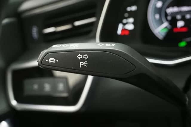 Audi A6 (2022) thumbnail 21