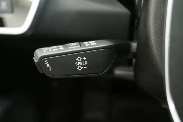 Audi A6 (2022) thumbnail 22