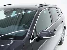 Volkswagen Passat (2022) thumbnail 13