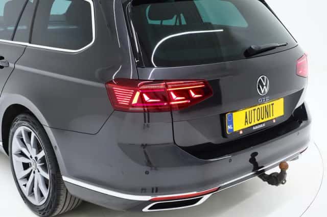 Volkswagen Passat (2022) thumbnail 14