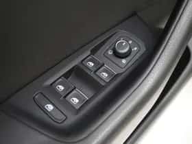 Volkswagen Passat (2022) thumbnail 18
