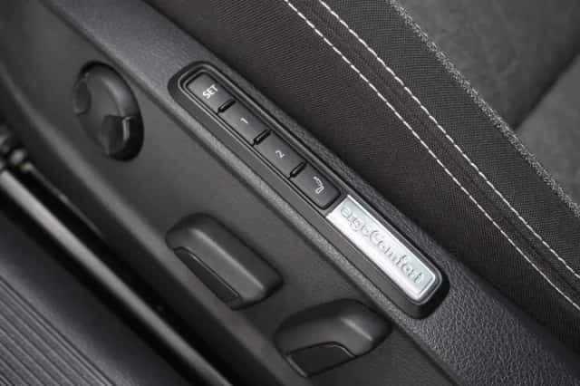 Volkswagen Passat (2022) thumbnail 19