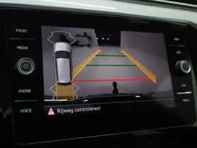 Volkswagen Passat (2022) thumbnail 31