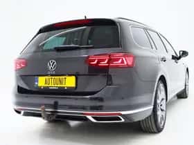 Volkswagen Passat (2022) thumbnail 9
