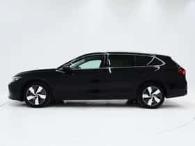 Volkswagen Passat (2025) thumbnail 2