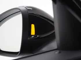 Volkswagen Passat (2025) thumbnail 14