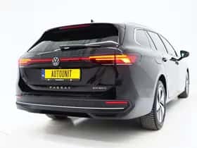 Volkswagen Passat (2025) thumbnail 9