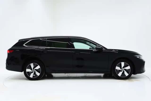 Volkswagen Passat (2025) thumbnail 10