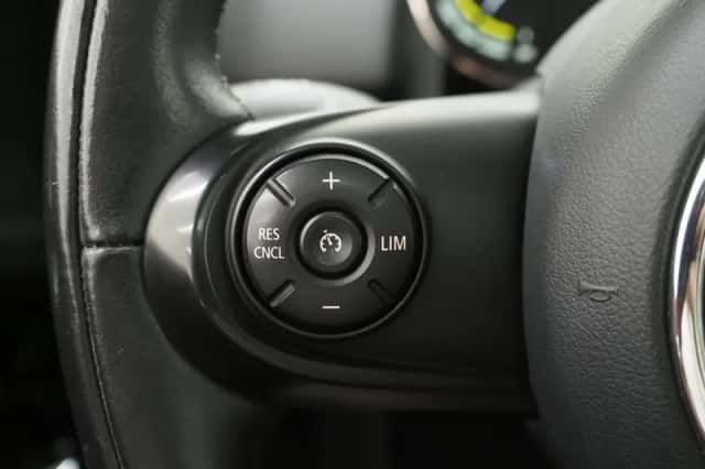 MINI Countryman (2021) thumbnail 23
