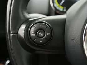 MINI Countryman (2021) thumbnail 23