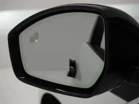 Land Rover Range Rover Evoque (2023) thumbnail 15