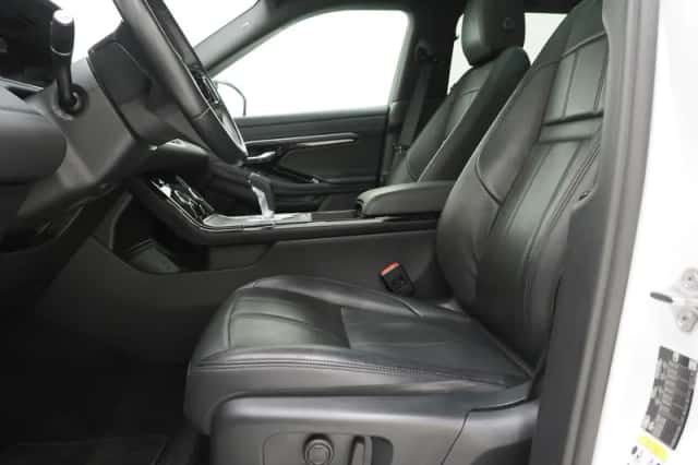 Land Rover Range Rover Evoque (2023) thumbnail 16