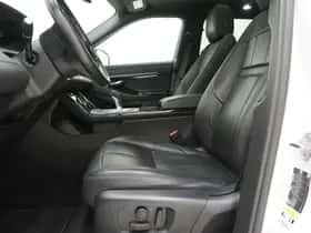 Land Rover Range Rover Evoque (2023) thumbnail 16