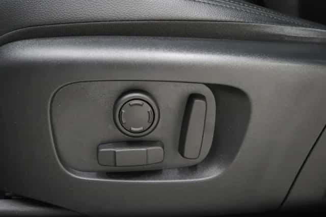 Land Rover Range Rover Evoque (2023) thumbnail 21