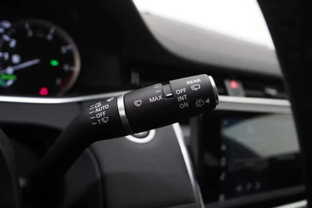 Land Rover Range Rover Evoque (2023) thumbnail 26