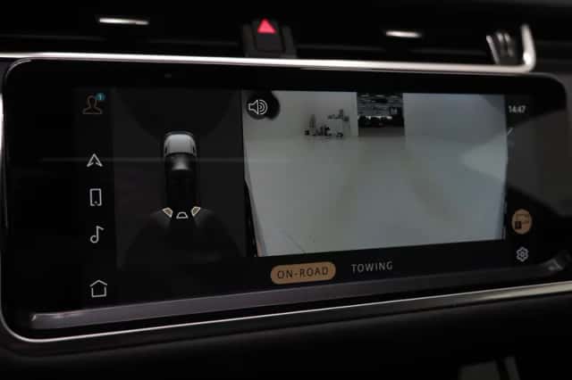 Land Rover Range Rover Evoque (2023) thumbnail 31