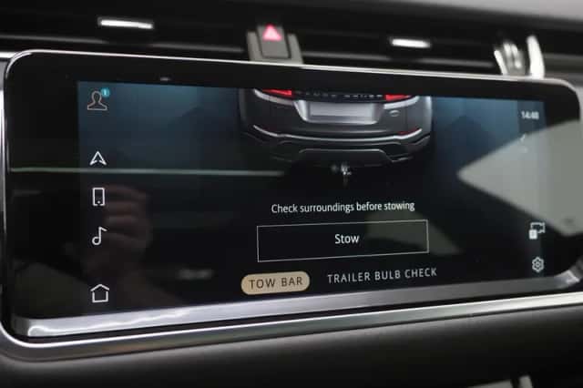 Land Rover Range Rover Evoque (2023) thumbnail 32