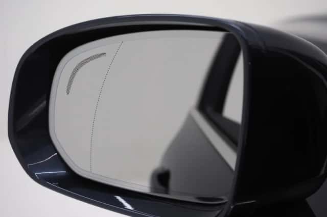 Volvo XC60 (2023) thumbnail 18