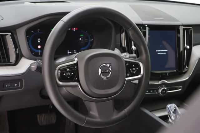 Volvo XC60 (2023) thumbnail 20