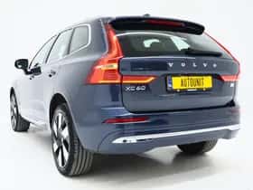 Volvo XC60 (2023) thumbnail 3