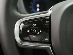 Volvo XC60 (2023) thumbnail 26
