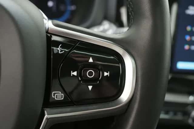 Volvo XC60 (2023) thumbnail 27