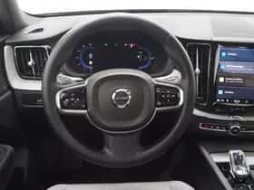 Volvo XC60 (2023) thumbnail 41