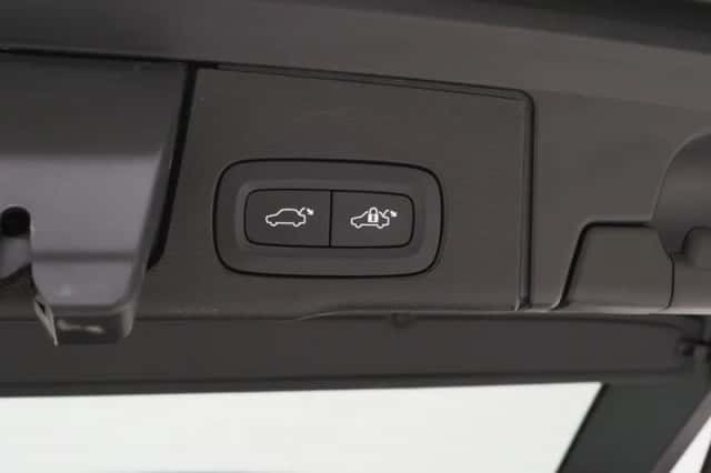 Volvo XC60 (2023) thumbnail 45