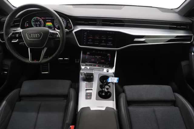 Audi A6 (2021) thumbnail 5